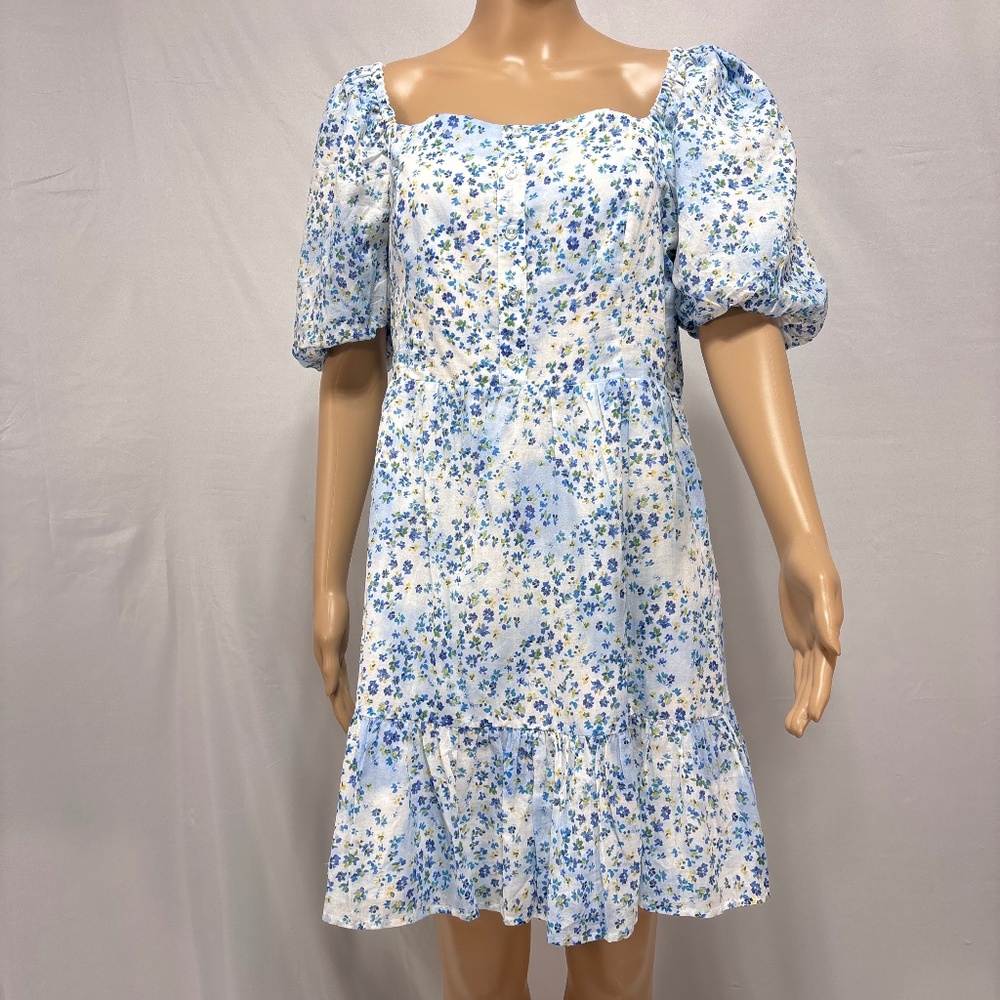 NWT BB Dakota Steve Madden large floral dress